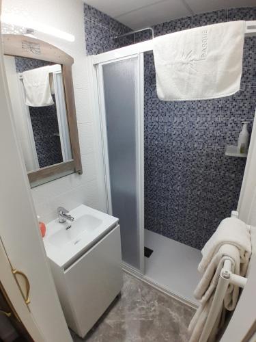 Apartment - Ground Floor image 6