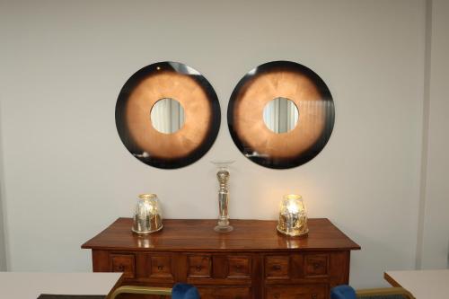 Hotel America - image 5