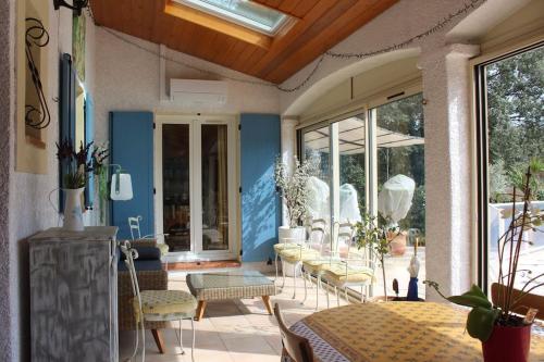 Erkély/terasz, Grande Villa Provençale proche Aix-en-Provence (Grande Villa Provencale proche Aix-en-Provence) in Greasque