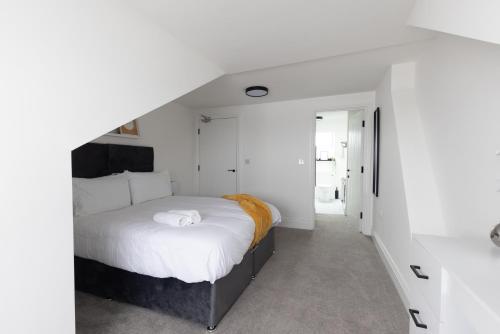 5 Roker Terrace - Seaview Apartments - Tap to explore photos