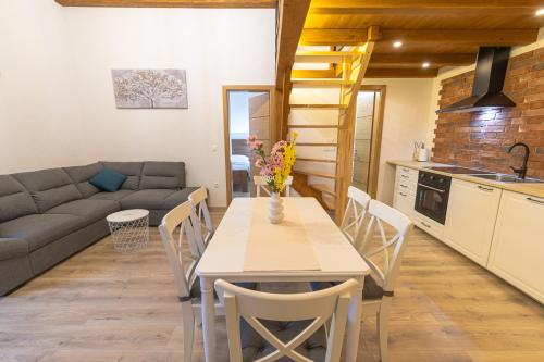 virtuve, Apartmani Velebit in Krasno Poļje