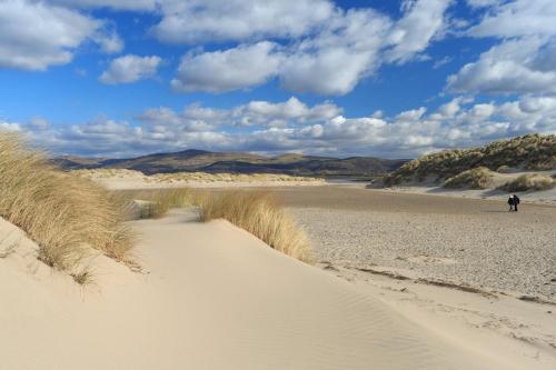 pludmale, Cae Mawr Borth and Ynyslas in Furnace (Machynlleth)