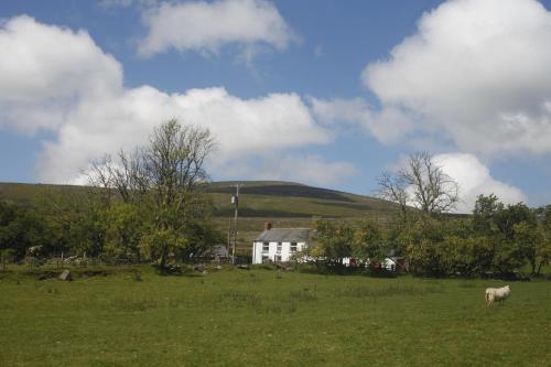 Mynydd Crwn Bach Clynderwen