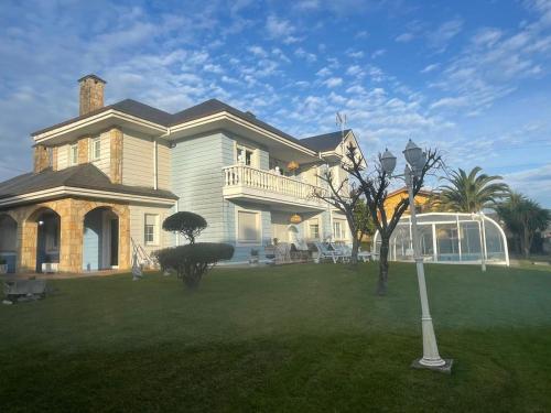 Elegante Villa con Piscina 7803