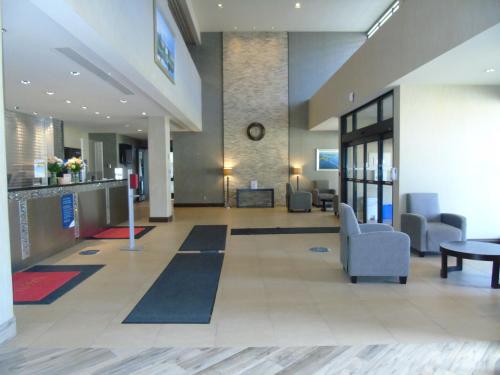 大堂, 貝爾維爾華美達海灣會議度假村 (Ramada on the Bay Conference Resort Belleville) in 貝爾維爾