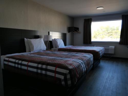 Hilltop Express Inn in Groton, USA