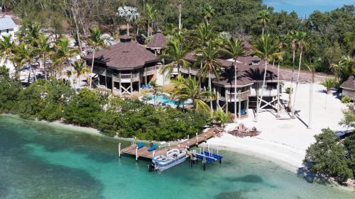 Five-Bedroom Holiday Home