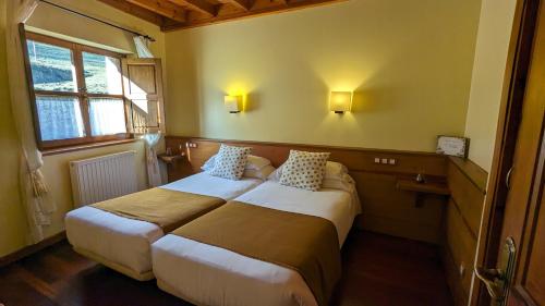Hotel Rural El Rexacu