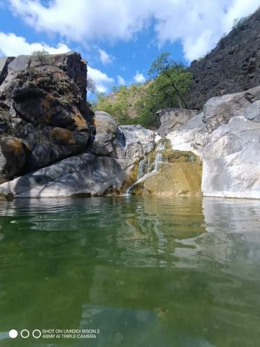 Amancay Cabaña alpina en Valle Fértil (Amancay Cabana alpina en Valle Fertil) in 聖阿古斯丁鎮