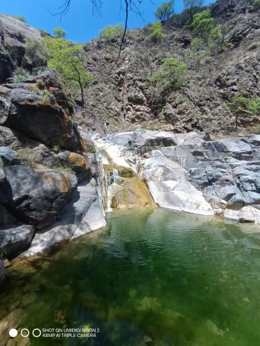 Amancay Cabaña alpina en Valle Fértil (Amancay Cabana alpina en Valle Fertil) in 聖阿古斯丁鎮