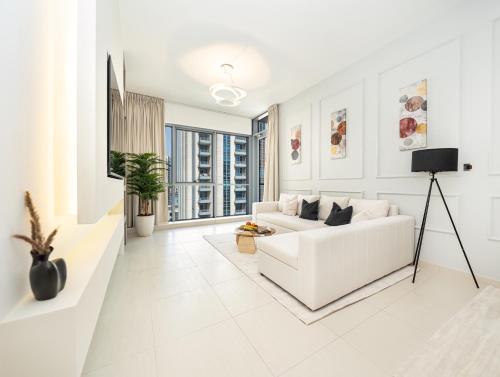 Stunning & Spacious Central 2bed 2bath Burj View - image 7
