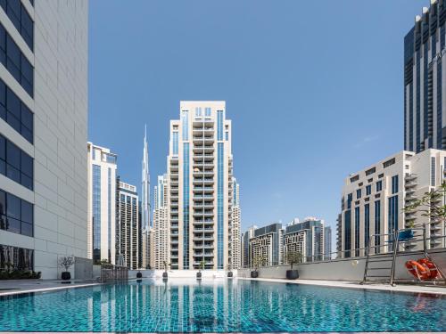 Stunning & Spacious Central 2bed 2bath Burj View - image 3