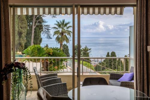 2PERS terrasse vue mer piscine - Location saisonnière - Menton