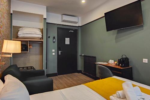Superior Room image 5