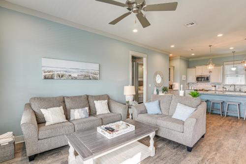 Texas Gulf Coast Home Walk to Bolivar Beach! in Crystal Beach, USA