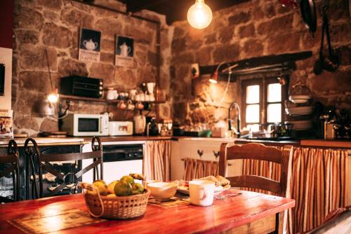 Casa Roma gîte à louer Montejo de Bricia