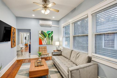 Dallas Apartment - Near American Airlines Center! in Dallas, USA