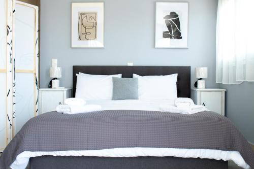 EMVI APARTMENTS IV seaview near airport, Attica