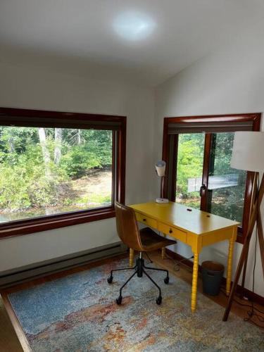 The Pond House, close to Rowayton station in Norwalk, USA