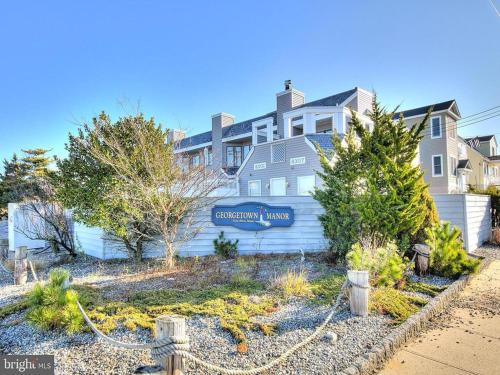 Awesome Home In Brighton Beach With 2 Bedrooms, Internet And Wifi in Brighton Beach, USA