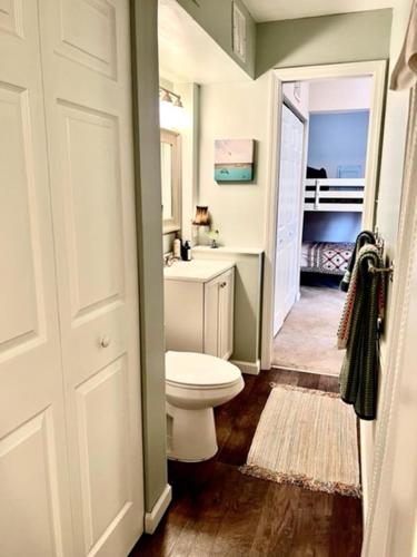 Awesome Home In Brighton Beach With 2 Bedrooms, Internet And Wifi in Brighton Beach, USA