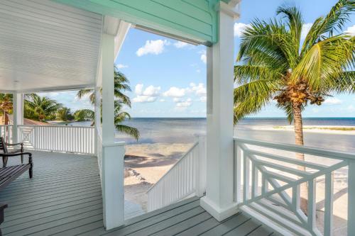 'The Cottage' at Rum Point - Private Getaway