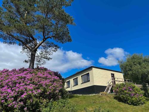 Inchree Chalets - Glen Gour Cabin