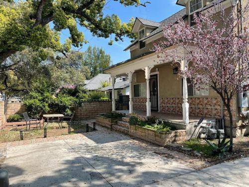 Cozy home in Pasadena