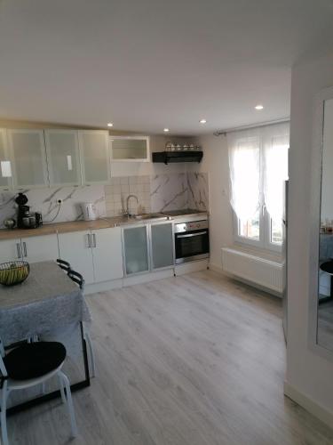 Appartement moderne - Location saisonnière - Rouvroy