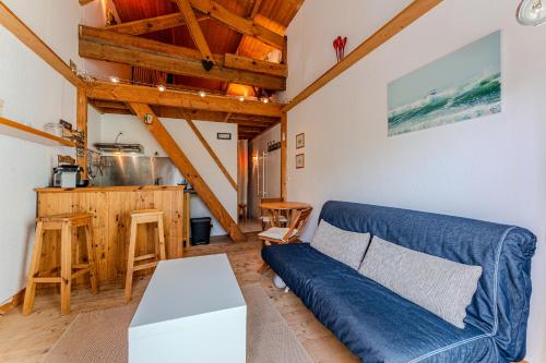 Superior One-Bedroom Apartment