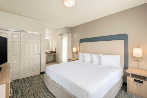 Two-Bedroom King Suite - Non-Smoking room in Homewood Suites By Hilton Miami-Airport/Blue Lagoon