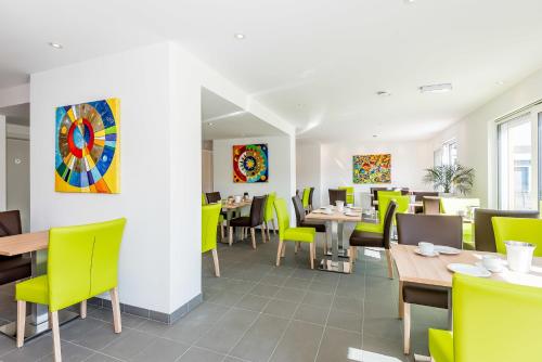 FairSleep Motel Einstein Erding - image 5