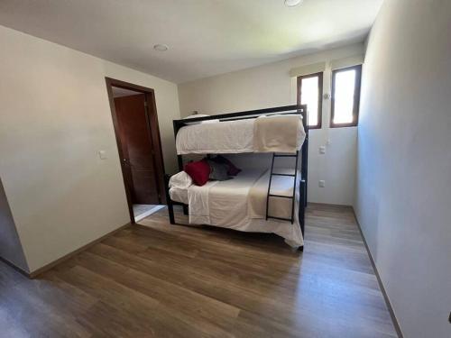 Casa Rome en ValQuirico Centro in Santeagueda, Mexico