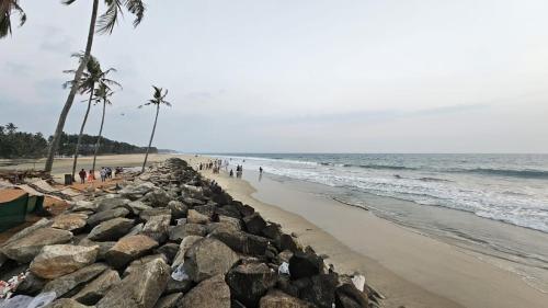 East West Beach Resorts - image 2
