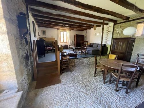 Gîte Sergeac, 3 pièces, 4 personnes - FR-1-616-351