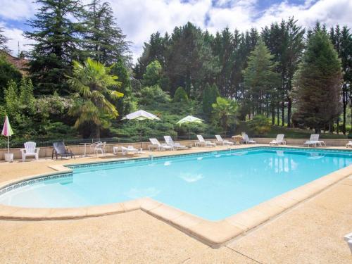 Maison de charme avec piscine, au cœur de Prats du Périgord, idéale pour 4 pers. et animaux acceptés - FR-1-616-353 gîte à louer Cabirat