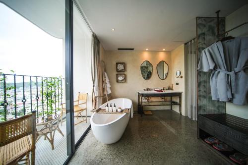 Large Double Room room in L'amor Boutique Hotel Quy Nhon