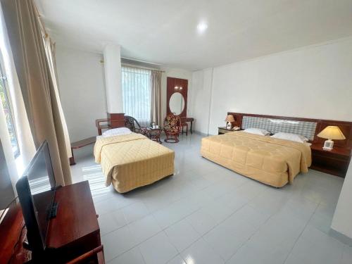 Hotel Wisata Indah  in Sibolga