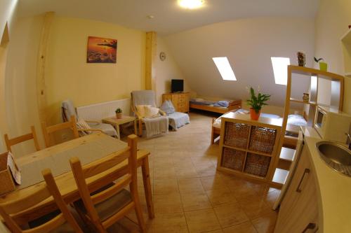 Penzion Hradebni in ใจกลางเมืองเตลช์