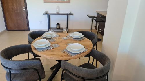 設施, The Olive Grove Escape, Eleonas Apts in 索蒂拉