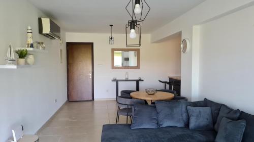 The Olive Grove Escape, Eleonas Apts in 索蒂拉