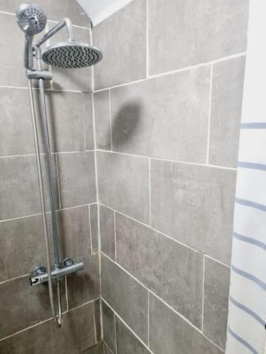 Comfy 1st floor flat, sleeps 4, London (photo 9)