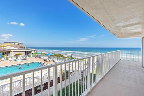 Schooner Point A204 in New Smyrna Beach, USA