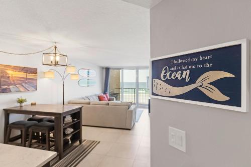 Oceania Plaza 405 in New Smyrna Beach, USA