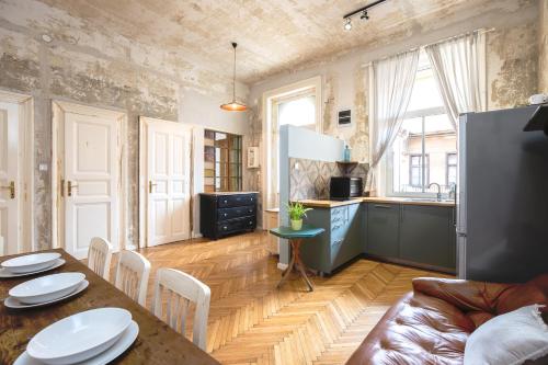BudapeStayz - Weiner Apartments 5