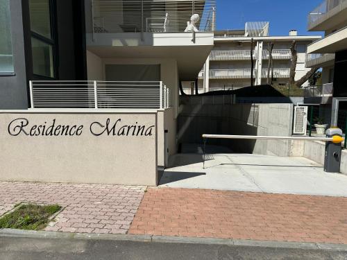 Marina Dream Beach Apartments with Sea View Terrace - Agenzia Cocal - image 5