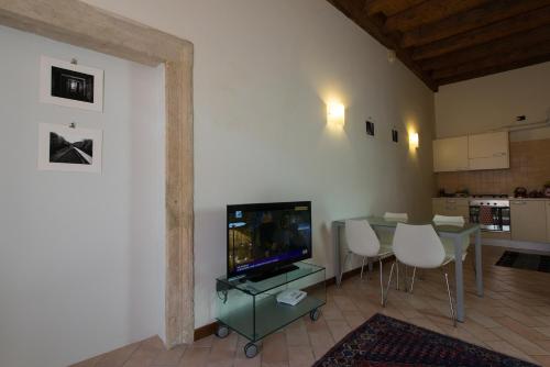 Verona Design, Verona (photo 8)