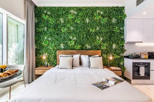 Stylish Studio Walk to Dubai Mall & Burj Khalifa with Pool, Gym & Balcony, Dubai (Foto 5)