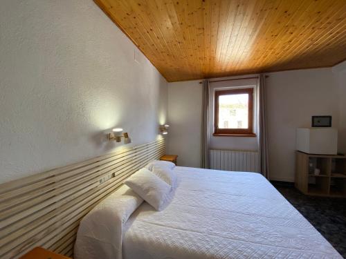 Hotel Rural Cal Amadeu Room Type - Standard Double Suite
