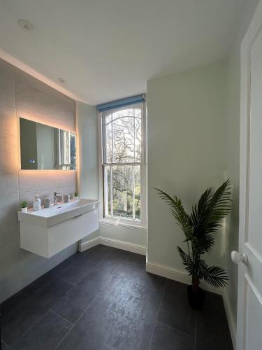 Archway Guest House - image 7